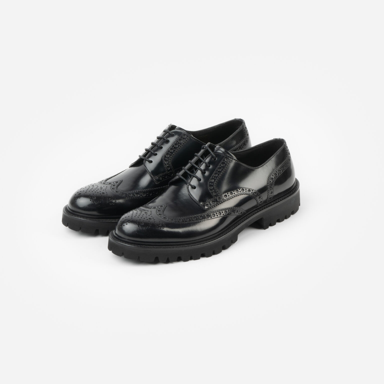 scarpa brogue stringata nera ortigni